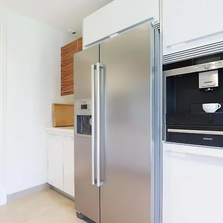 Doncella Luxury With Ocean View אסטפונה