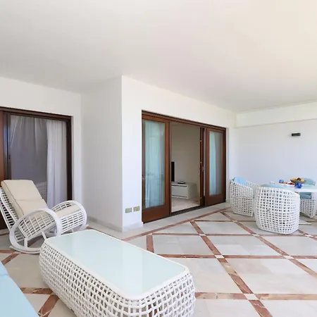 Doncella Luxury With Ocean View דירה אסטפונה